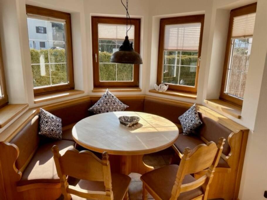 Kleines Haeuschen Mit Bergblick Apartment Eschenlohe Exterior photo